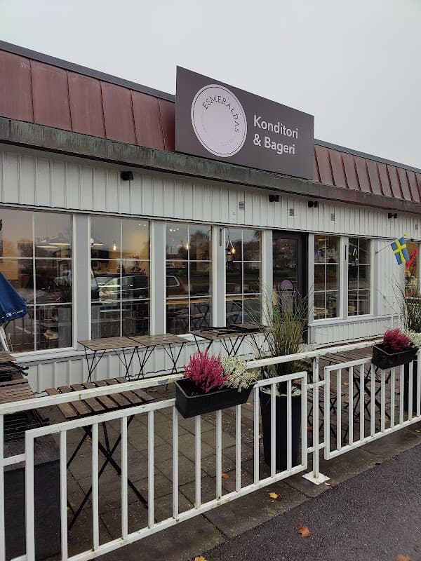 Esmeraldas lilla fik