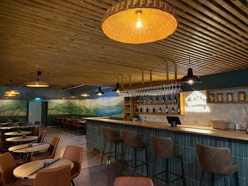 Hoverla Restaurang