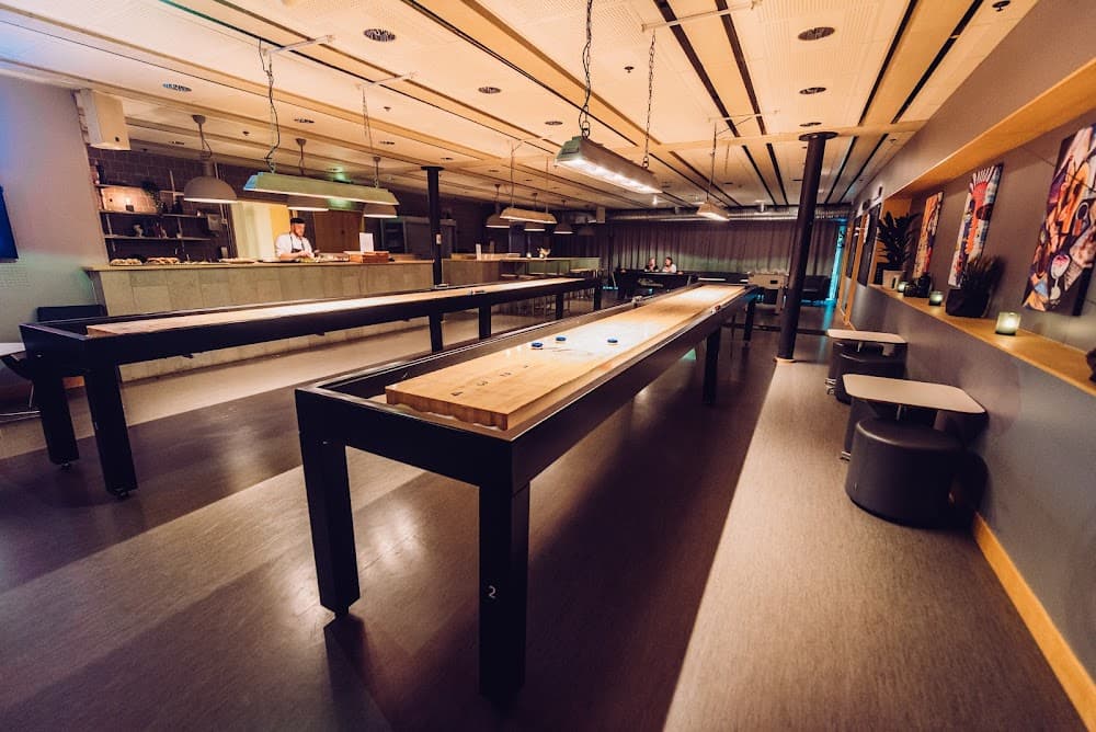 J.A. Pripps Pub & Café, Spel & Karaoke