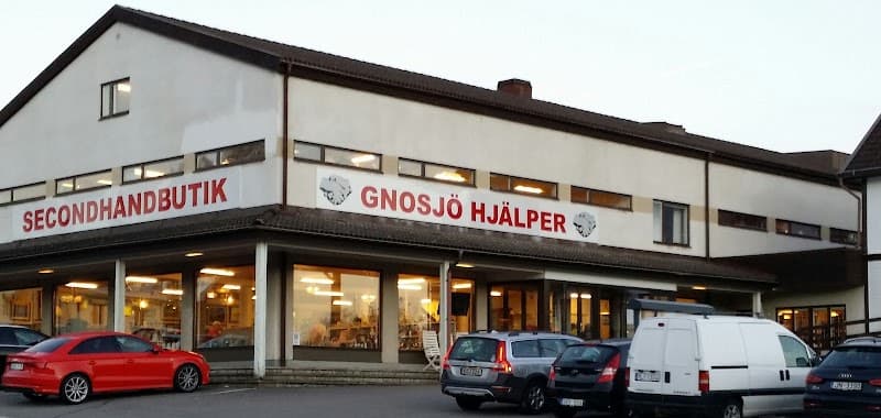 GNOSJÖ HJÄLPER