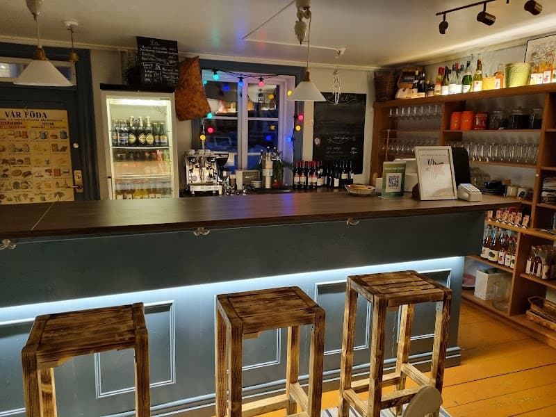 Caféet, Vilhelmina café och vinbar