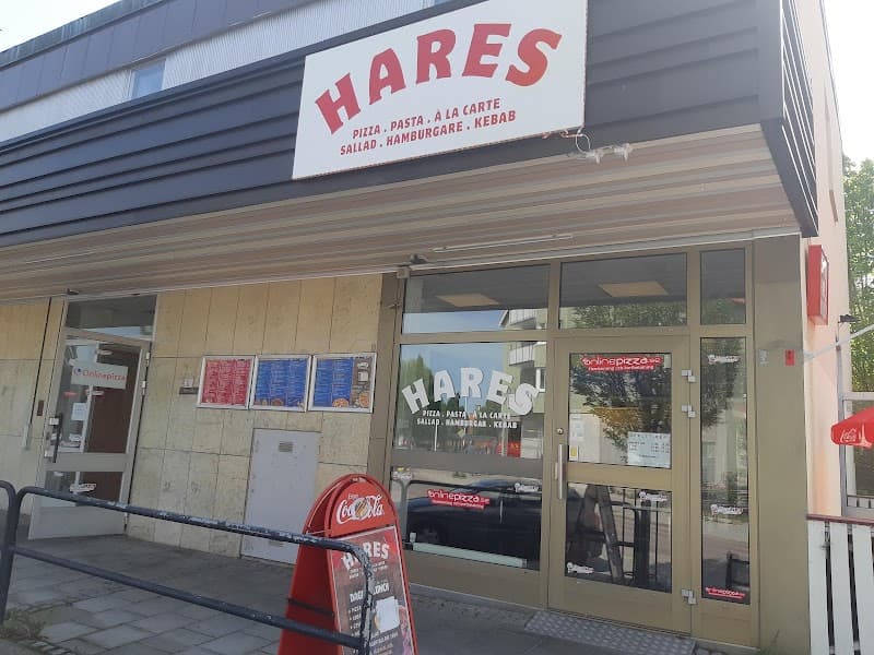 Hares Pizzeria & Grill