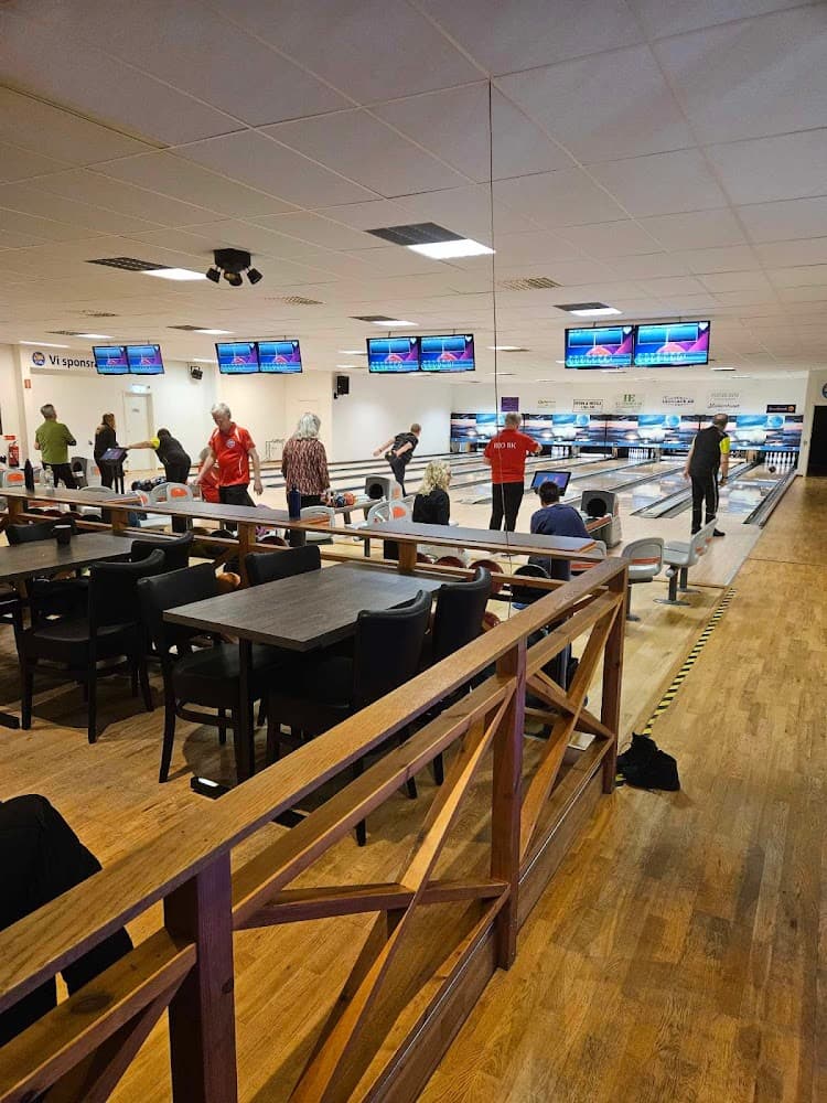 Kruset Bar & Bowling i Hjo