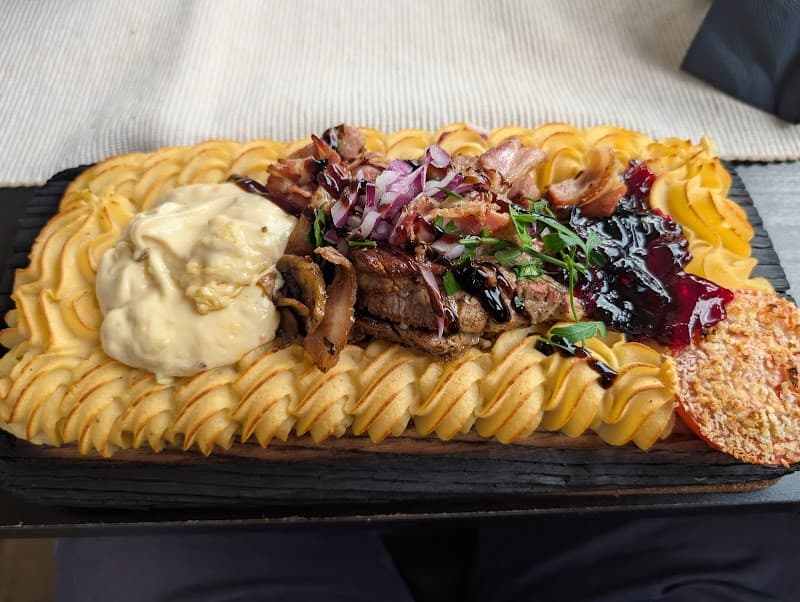 Torget restaurang, pizzeria, närbutik