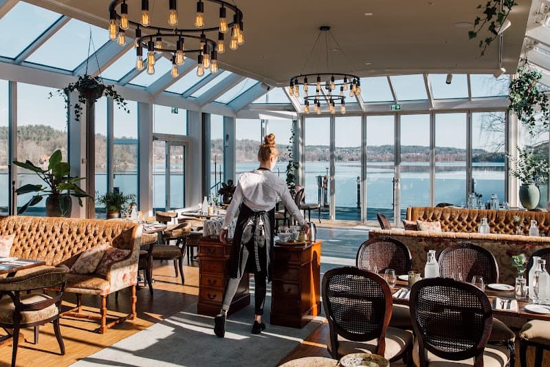 Hällsnäs Hotell & Restaurang