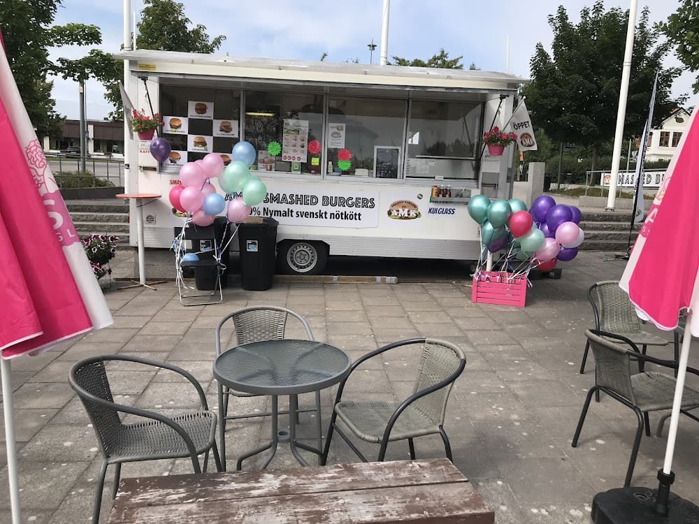 AMK - Smashed burgers