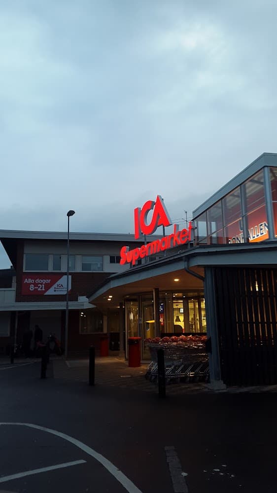 Kronhallen ICA Supermarket Degerfors